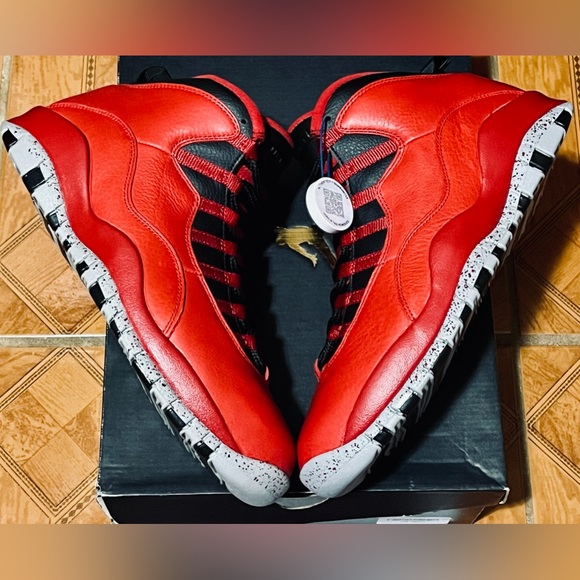 Jordan 10 Retro 'Bulls Over Broadway' Preloved OG All 10M. - Picture 3 of 7